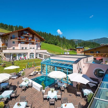 Hotel Vierjahreszeiten Flachau Kültér fotó