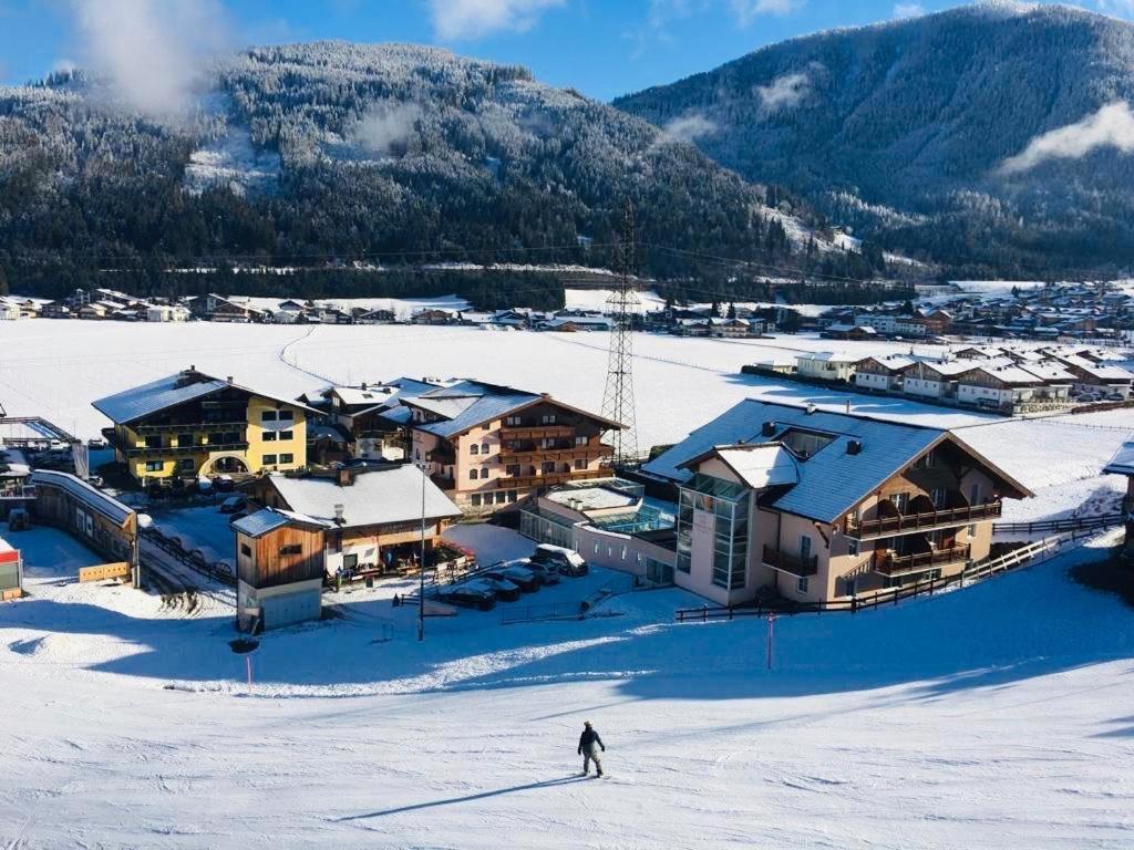 Hotel Vierjahreszeiten Flachau Kültér fotó