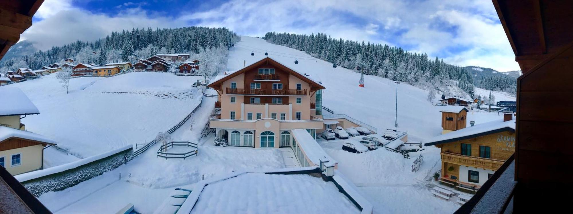 Hotel Vierjahreszeiten Flachau Kültér fotó