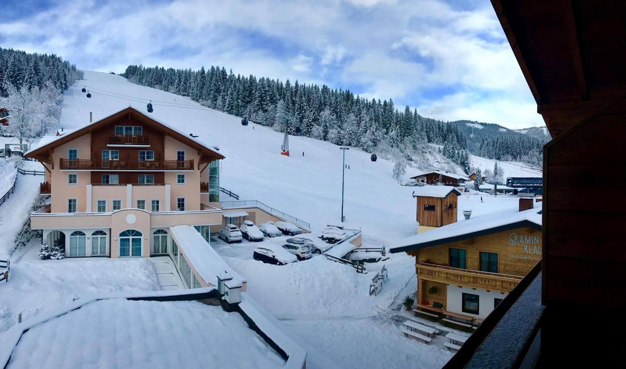 Hotel Vierjahreszeiten Flachau Kültér fotó